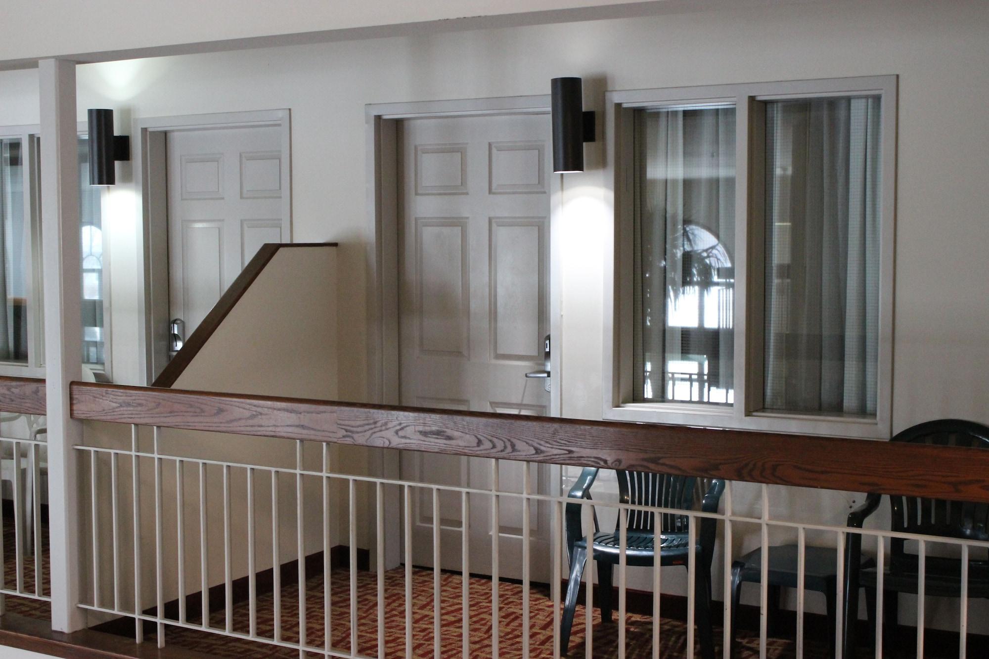 Rodeway Inn Columbia Mall Loop Grand Forks Esterno foto