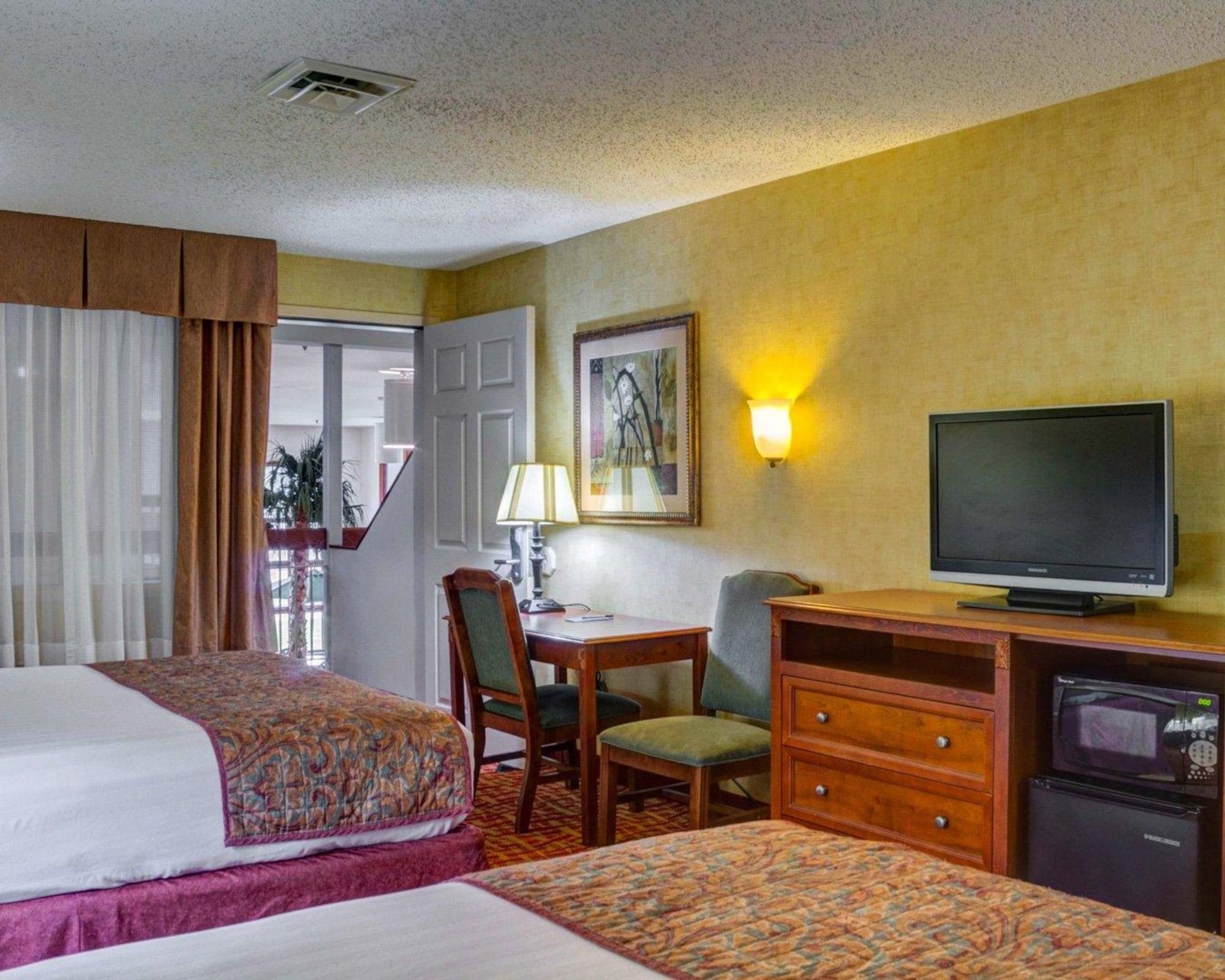 Rodeway Inn Columbia Mall Loop Grand Forks Esterno foto