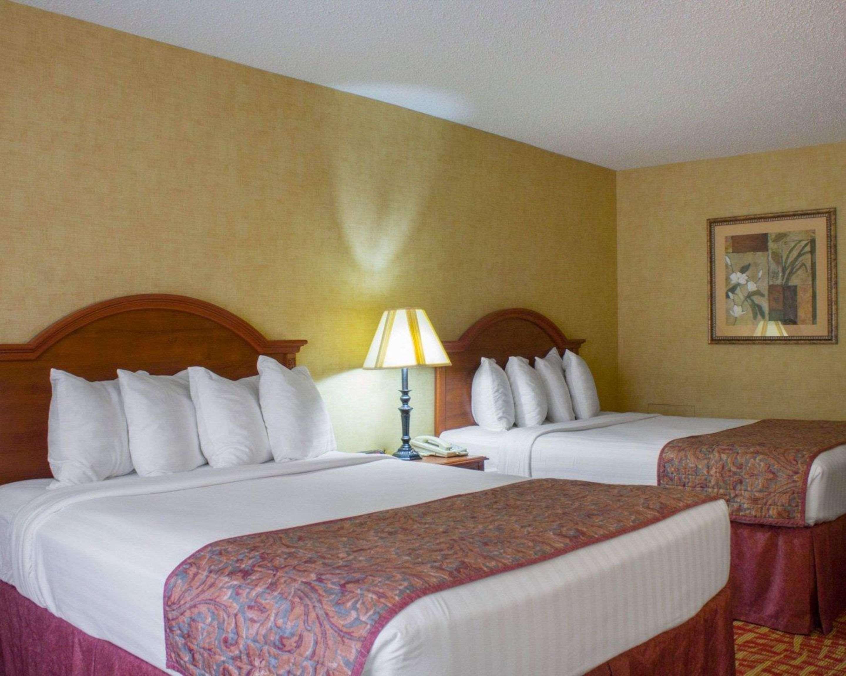 Rodeway Inn Columbia Mall Loop Grand Forks Esterno foto