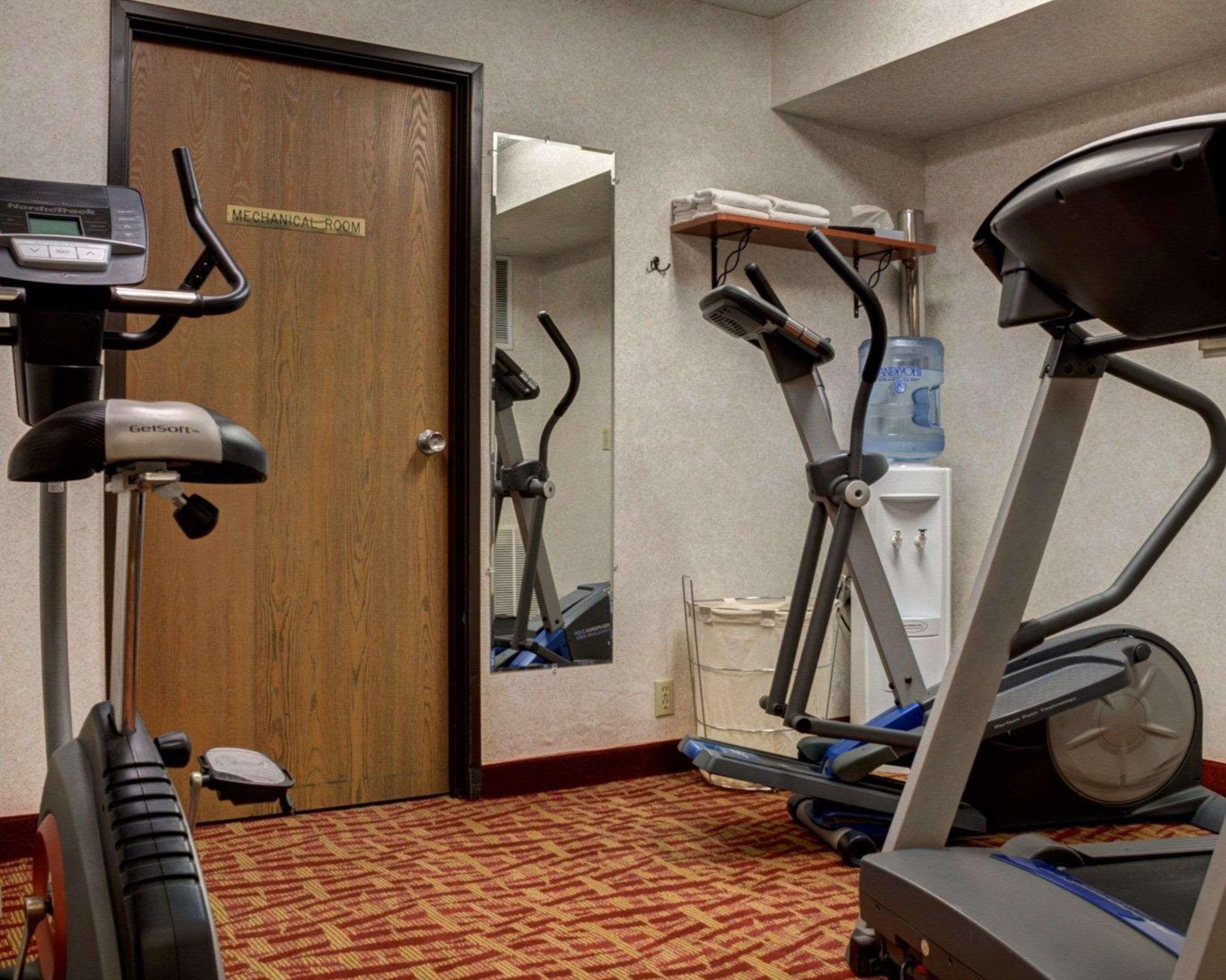Rodeway Inn Columbia Mall Loop Grand Forks Esterno foto