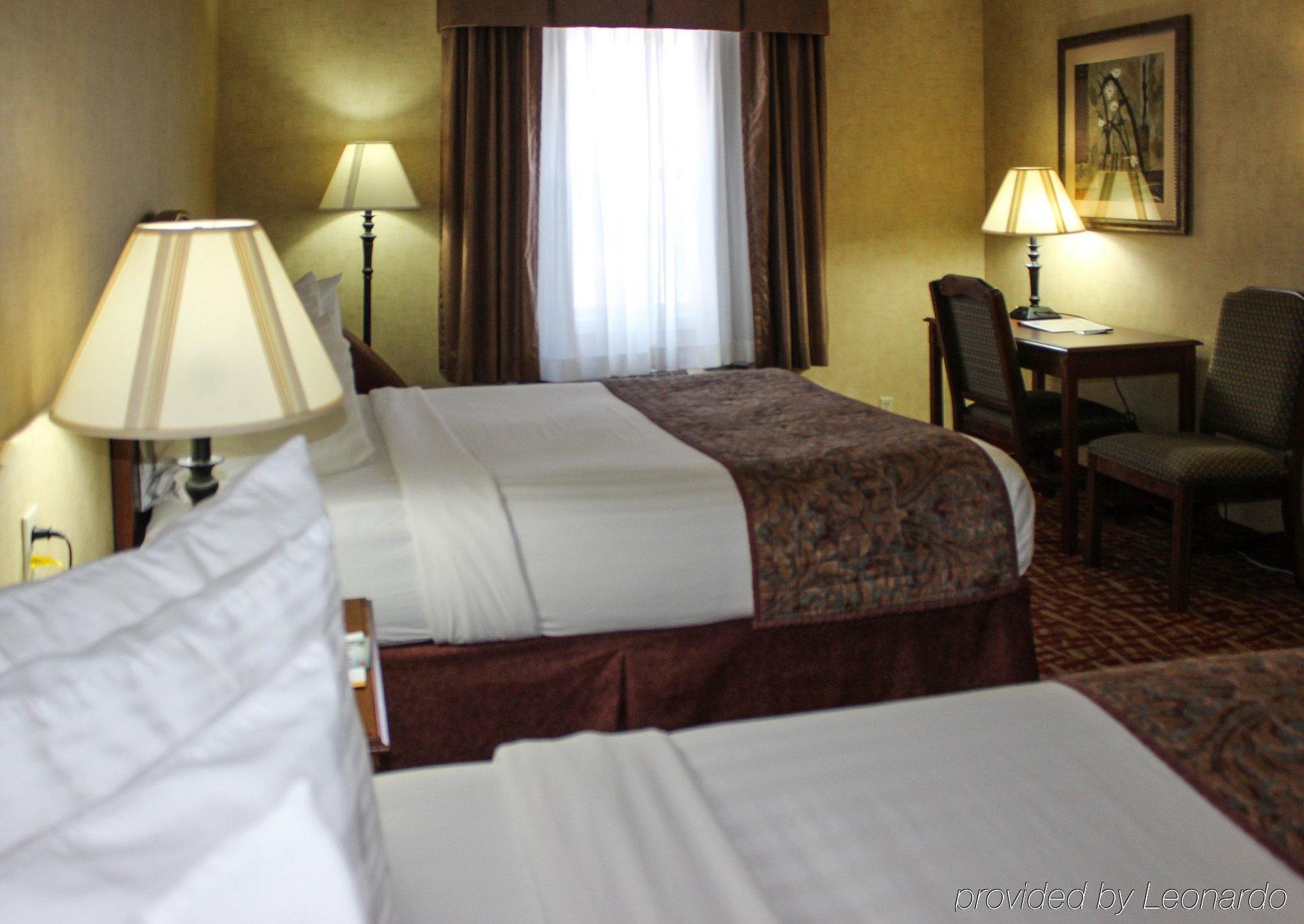 Rodeway Inn Columbia Mall Loop Grand Forks Esterno foto